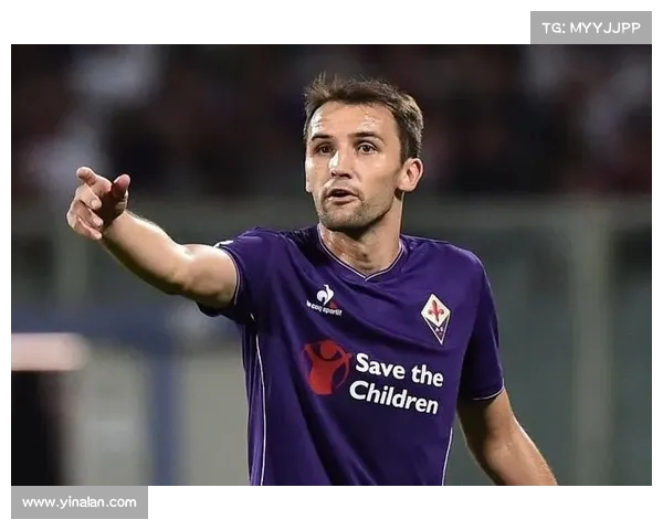 意媒曝佛罗伦萨计划引进日本国脚板仓滉强化防线